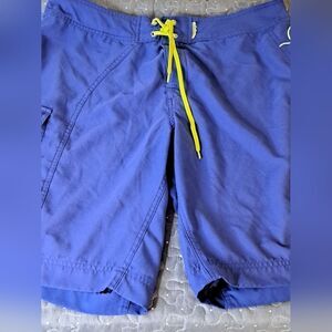 Columbia Omni-Shield blue swim trunks size 36